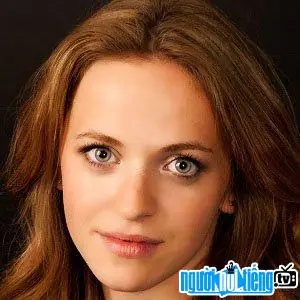 Lucinda Dryzek: Nữ Diễn Viên Anh Gốc Ba Lan Từ Life Of Riley Đến Pirates Of The Caribbean Lucinda Dryzek: Nữ Diễn Viên Anh Gốc Ba Lan Từ Life Of Riley Đến Pirates Of The Caribbean