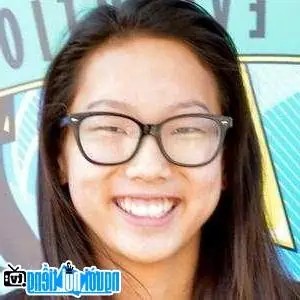 Madison Hu Là Ai? Tiểu Sử, Vai Diễn Bizaardvark & Fei Trong Avatar: The Last Airbender Madison Hu Là Ai? Tiểu Sử, Vai Diễn Bizaardvark & Fei Trong Avatar: The Last Airbender