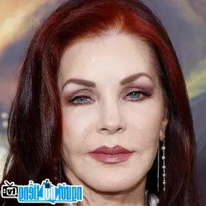 Nữ Diễn Vi&ecirc;n Truyền H&igrave;nh Priscilla Presley &ndash; Tiểu Sử, Sự Nghiệp V&agrave; Cuộc Đời