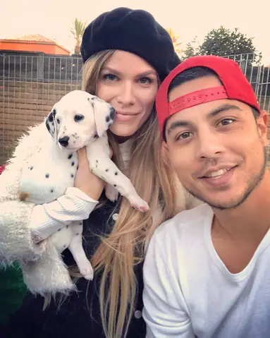 Dominic Briones: Cuộc Đời Và Sự Nghiệp Của Ngôi Sao Big Brother 13 Dominic Briones: Cuộc Đời Và Sự Nghiệp Của Ngôi Sao Big Brother 13