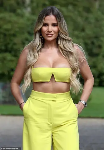 Georgia Kousoulou: Từ Sao Towie, H&ocirc;n Nh&acirc;n Tommy Mallet Đến H&agrave;nh Tr&igrave;nh L&agrave;m Mẹ & Trăn Trăn Sức Khỏe Tinh Thần