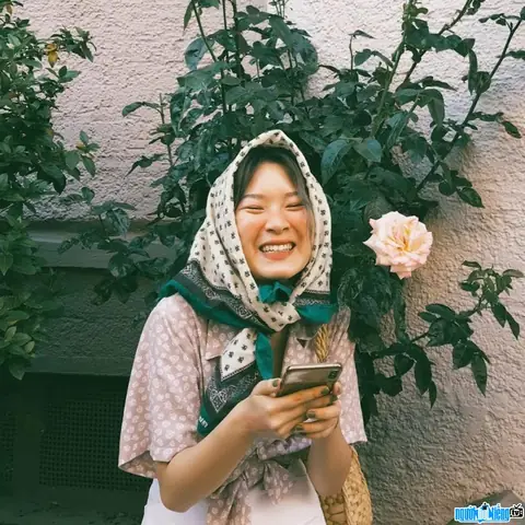Hồ Sơ Thạch Trang (my 20s): Từ "n&agrave;ng Thơ Du Học Đức" Đến Drama 48 Ph&uacute;t V&agrave; Sự Trở Lại