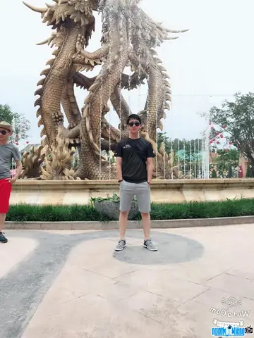 Streamer Huy Bee: Tiểu Sử, Tuổi, Nghề Nghiệp, Các Kênh Mạng Xã Hội & Dự Án Huy Gamer Streamer Huy Bee: Tiểu Sử, Tuổi, Nghề Nghiệp, Các Kênh Mạng Xã Hội & Dự Án Huy Gamer