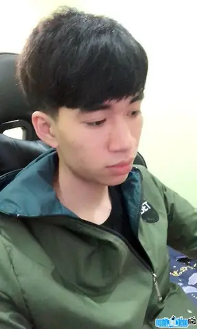 Lộc Bignose (bùi Văn Lộc) Là Ai? Tiểu Sử, Kênh Youtube & Nội Dung Pubg Mobile Nổi Bật Lộc Bignose (bùi Văn Lộc) Là Ai? Tiểu Sử, Kênh Youtube & Nội Dung Pubg Mobile Nổi Bật