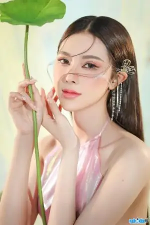 Tg Feed L&agrave; Ai? Hồ Sơ Streamer Tft Nguyễn Ho&agrave;ng Th&agrave;nh (thầy Feed / Gd Feed)