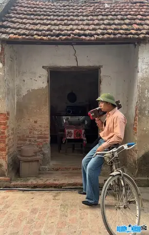 Anh Hai Quê Là Ai? Tên Thật, Quê Quán, Nội Dung Tiktok & Kênh 16 Memories Anh Hai Quê Là Ai? Tên Thật, Quê Quán, Nội Dung Tiktok & Kênh 16 Memories