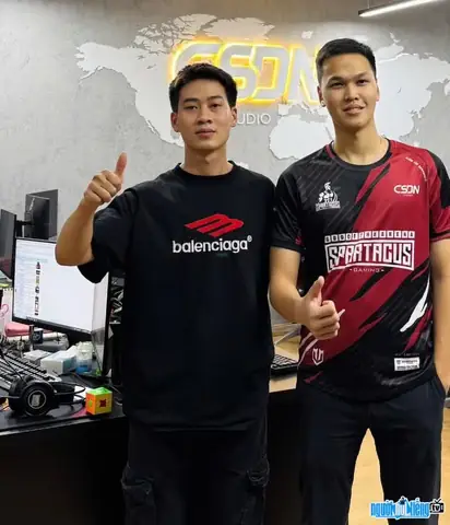 Tik Toker Dương Gió Tai Là Ai? Câu Chuyện Từ "phụ Vợ Bán Xôi" Đến Sao Chép Trên Tiktok Tik Toker Dương Gió Tai Là Ai? Câu Chuyện Từ "phụ Vợ Bán Xôi" Đến Sao Chép Trên Tiktok