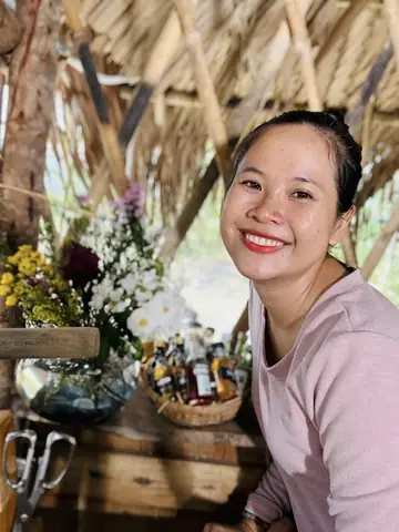 Hồ Sơ Tiktoker Tuyền Saphia: Từ C&ocirc; Gi&aacute;o Mầm Non Đến N&agrave;ng Thơ Ẩm Thực Miền T&acirc;y Triệu Follower