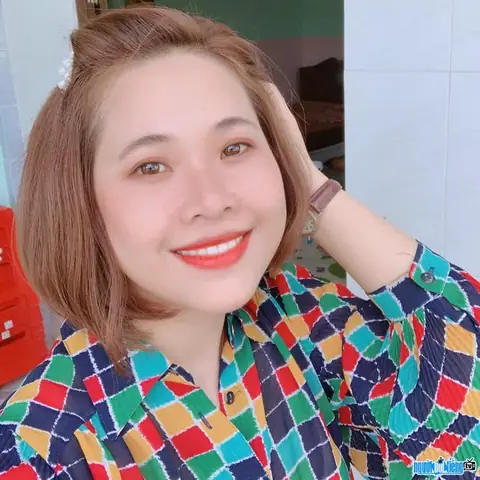 Hồ Sơ Tiktoker Tuyền Saphia: Từ C&ocirc; Gi&aacute;o Mầm Non Đến N&agrave;ng Thơ Ẩm Thực Miền T&acirc;y Triệu Follower