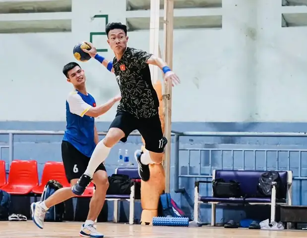 Hồ Sơ Vđv Nhảy Cầu Max Lee (bóng Ném Nước): Tiểu Sử, Tuổi, Quốc Tịch & Thành Tích Sea Games 31 Hồ Sơ Vđv Nhảy Cầu Max Lee (bóng Ném Nước): Tiểu Sử, Tuổi, Quốc Tịch & Thành Tích Sea Games 31
