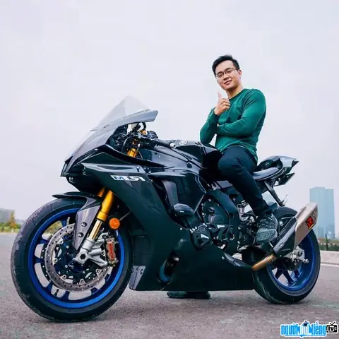 Tiểu Sử Youtuber L&ecirc; Gia Huy: Hồ Sơ C&aacute; Nh&acirc;n, Chặng Đường 10 Năm Vlog Xe & Sự Cố 150km/h