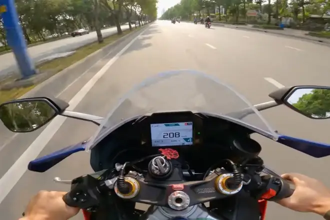 Tiểu Sử Youtuber L&ecirc; Gia Huy: Hồ Sơ C&aacute; Nh&acirc;n, Chặng Đường 10 Năm Vlog Xe & Sự Cố 150km/h