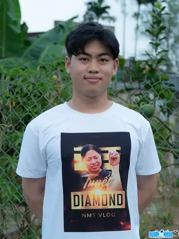 Nmt Vlog (nguyễn Minh Trường) Là Ai? Tiểu Sử, Hành Trình Từ Sinh Viên Đến "đế Chế" 230 Tỷ Và Hiện Trạng Mới Nhất Nmt Vlog (nguyễn Minh Trường) Là Ai? Tiểu Sử, Hành Trình Từ Sinh Viên Đến "đế Chế" 230 Tỷ Và Hiện Trạng Mới Nhất