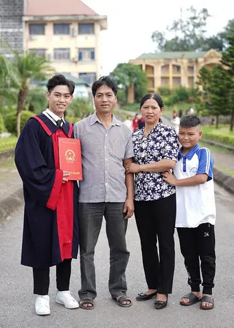 Nmt Vlog (nguyễn Minh Trường) Là Ai? Tiểu Sử, Hành Trình Từ Sinh Viên Đến "đế Chế" 230 Tỷ Và Hiện Trạng Mới Nhất Nmt Vlog (nguyễn Minh Trường) Là Ai? Tiểu Sử, Hành Trình Từ Sinh Viên Đến "đế Chế" 230 Tỷ Và Hiện Trạng Mới Nhất