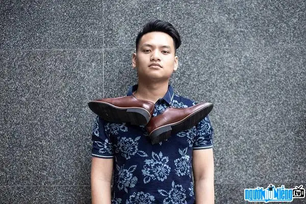 Chân Dung Youtuber Vương Sơn Lâm (vsl): Sự Nghiệp, Vụ Án "đốt Bom" 2016 Và Hiện Trạng Mới Nhất Chân Dung Youtuber Vương Sơn Lâm (vsl): Sự Nghiệp, Vụ Án "đốt Bom" 2016 Và Hiện Trạng Mới Nhất